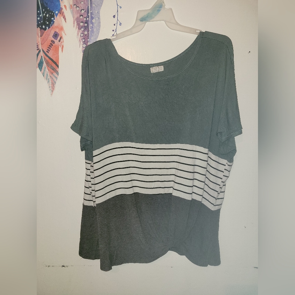 Maurices 24/7 tunic with knot Plus size 2x